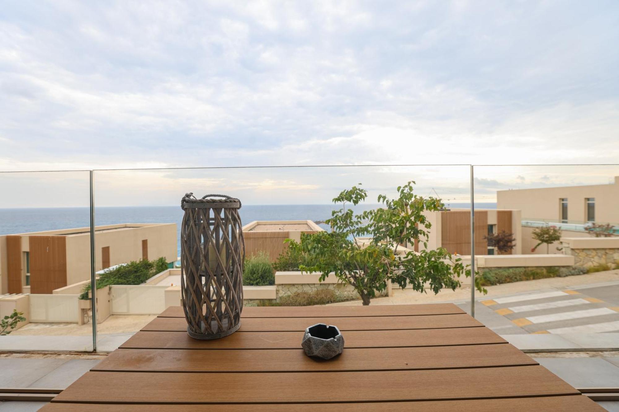Green Coast Resort & Residences 94 Palasë Exteriör bild
